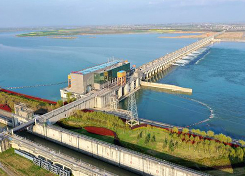 ˮ���徲���